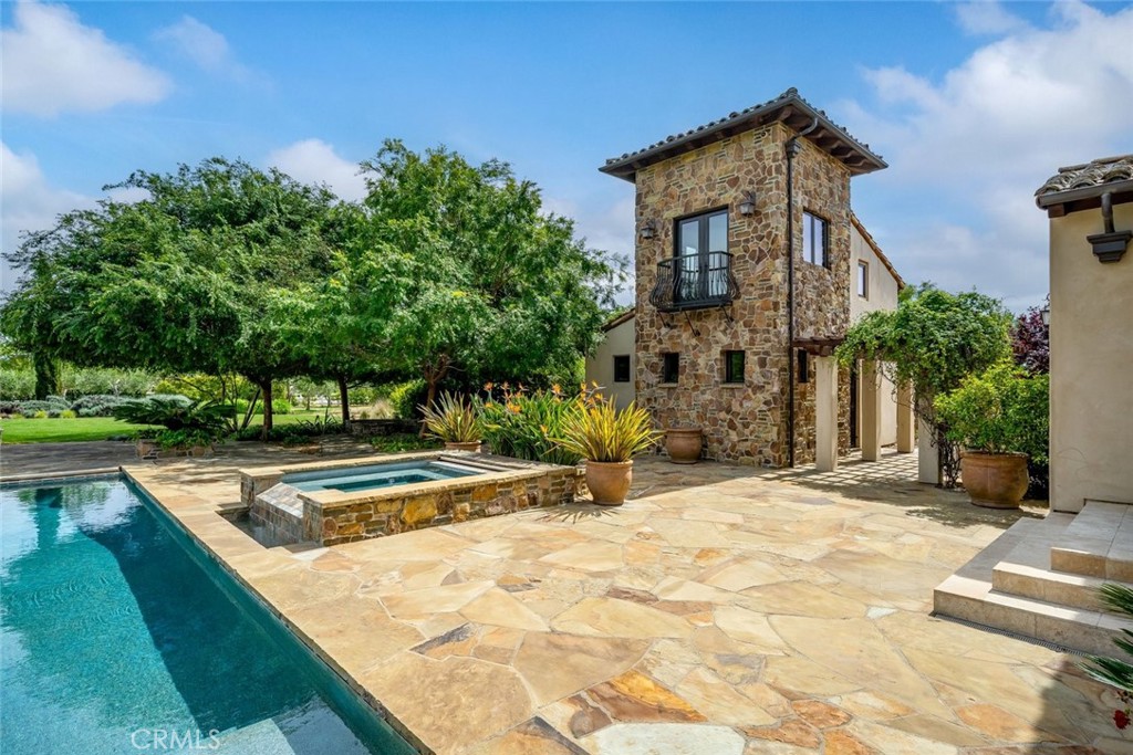 6520 Mira Cielo Property Photo 46