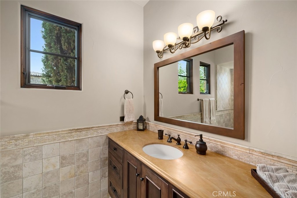 6520 Mira Cielo Property Photo 55