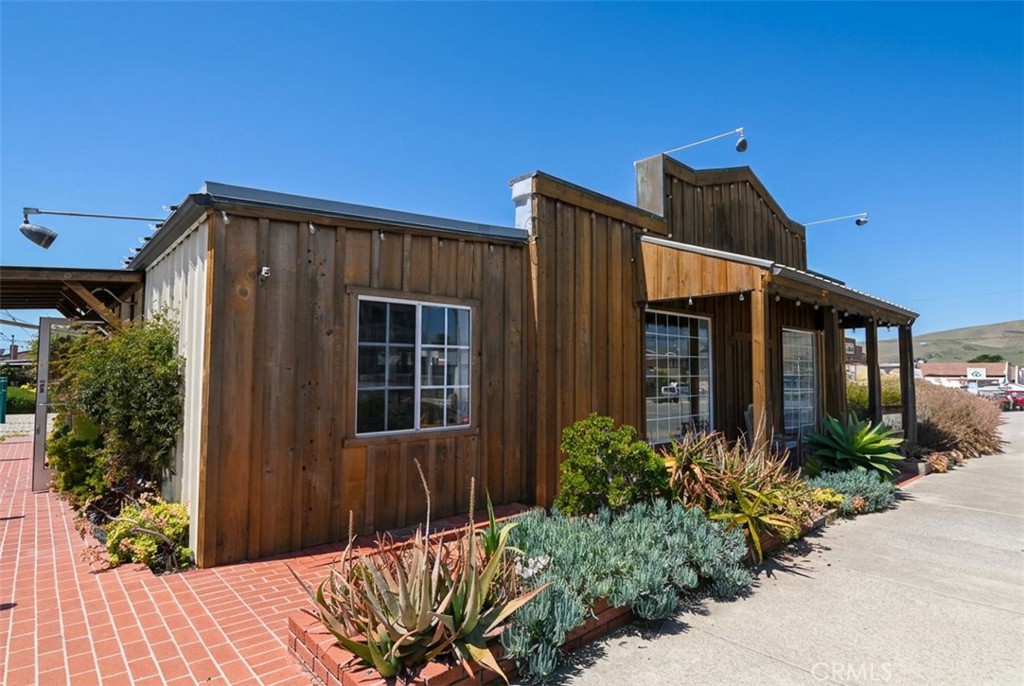 72 S Ocean Property Photo 2
