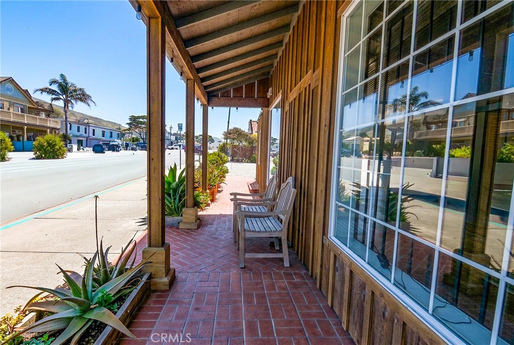 72 S Ocean Property Photo 4