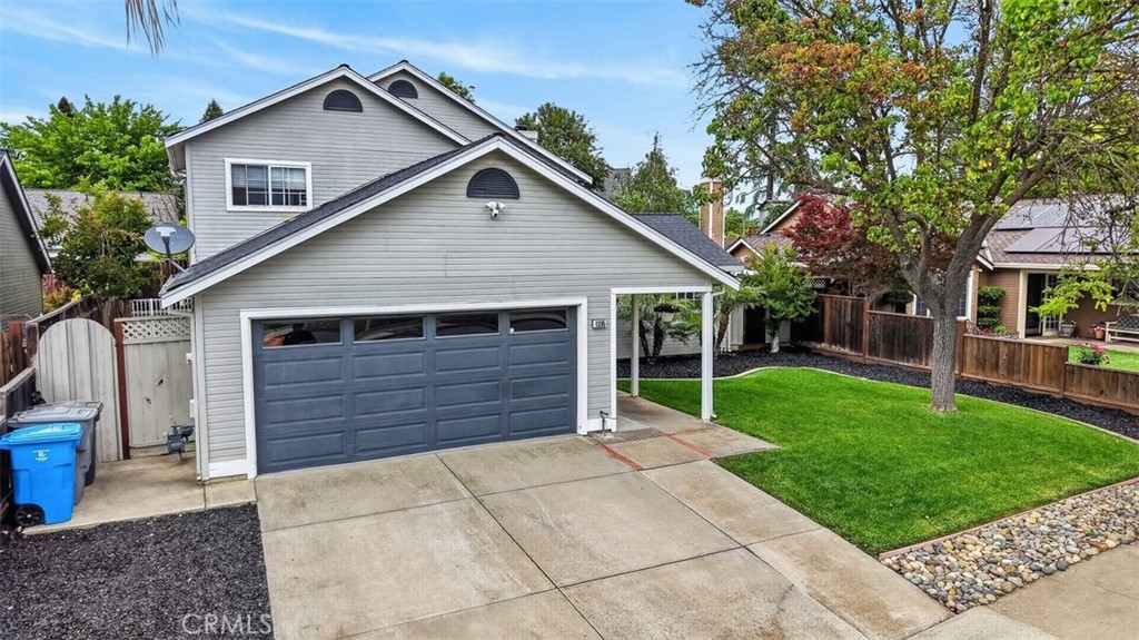 1395 3rd St. Property Photo 10