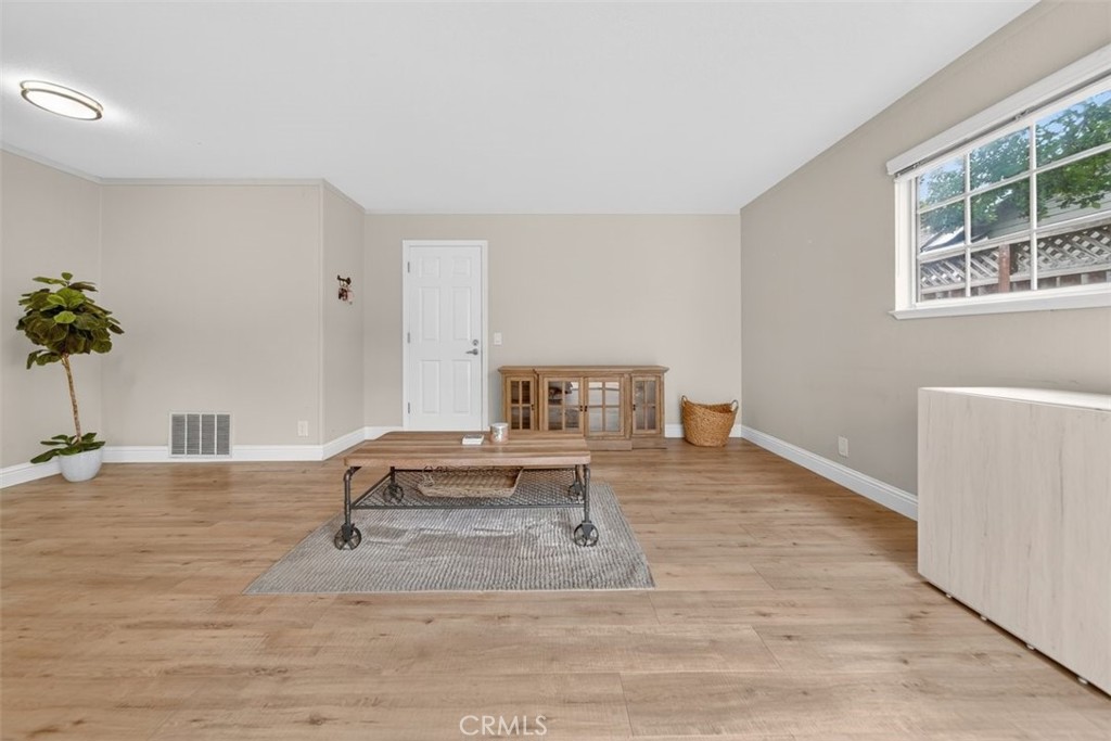 1395 3rd St. Property Photo 20