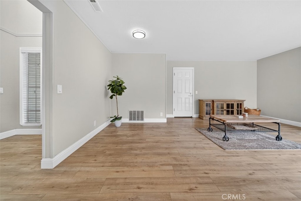 1395 3rd St. Property Photo 22