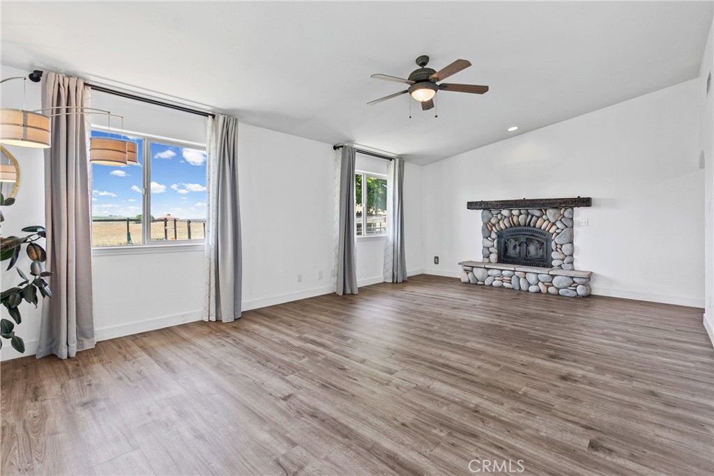 7989 Sundance Trail Property Photo 12