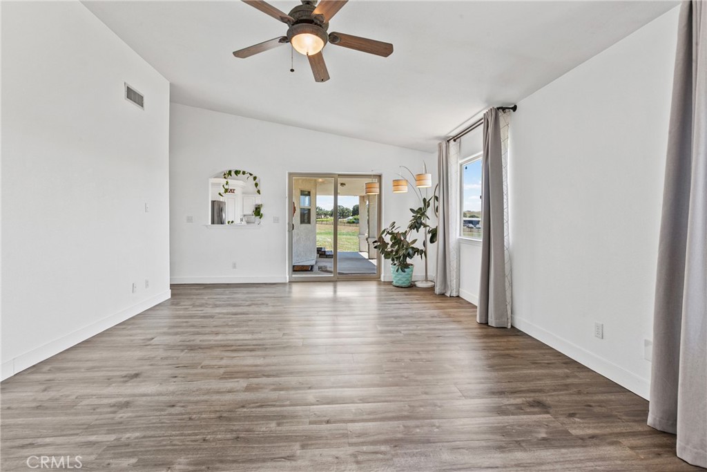 7989 Sundance Trail Property Photo 13