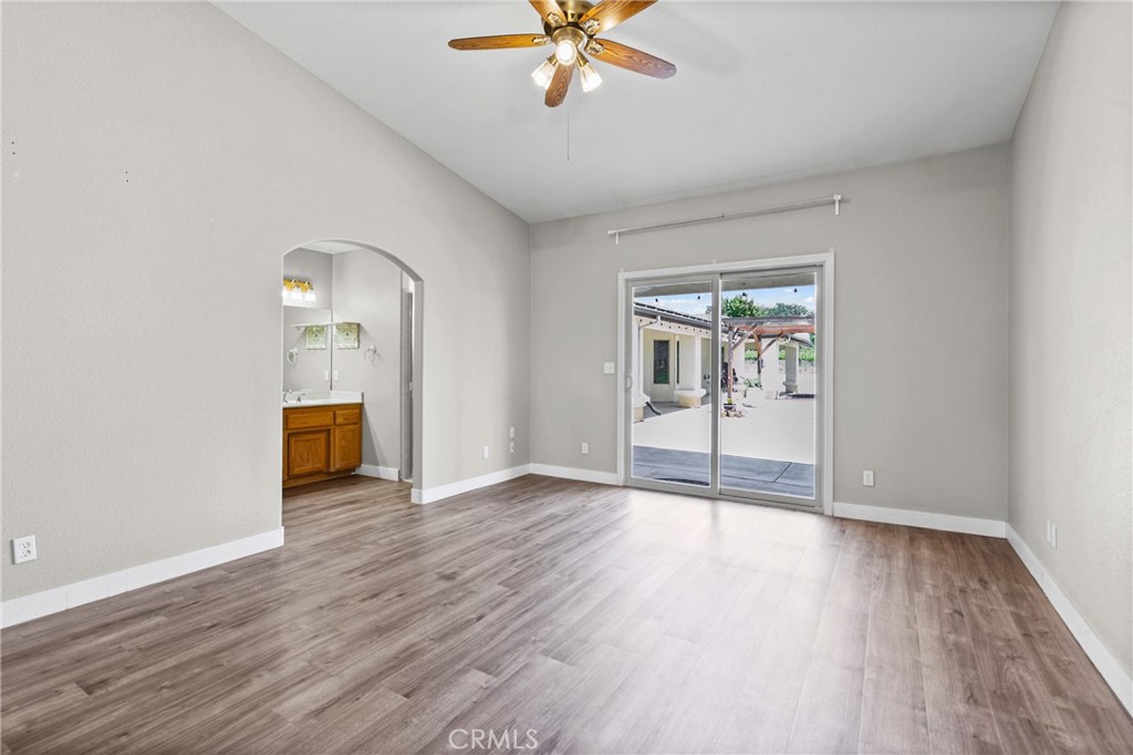 7989 Sundance Trail Property Photo 15