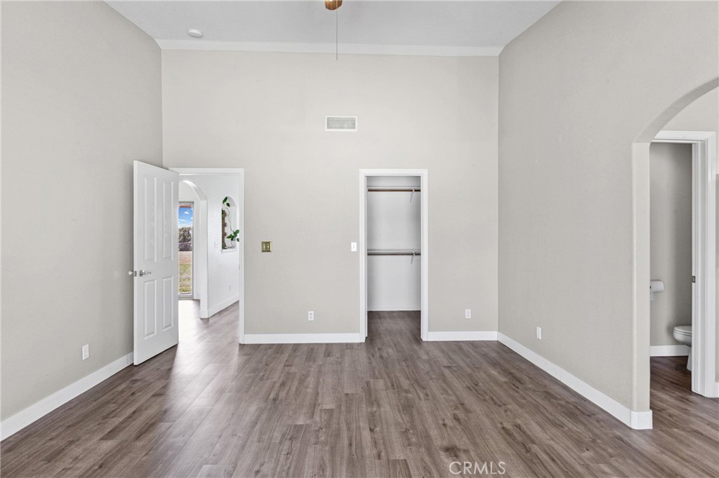 7989 Sundance Trail Property Photo 16