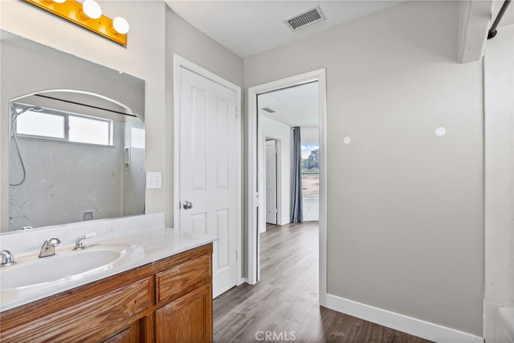 7989 Sundance Trail Property Photo 20