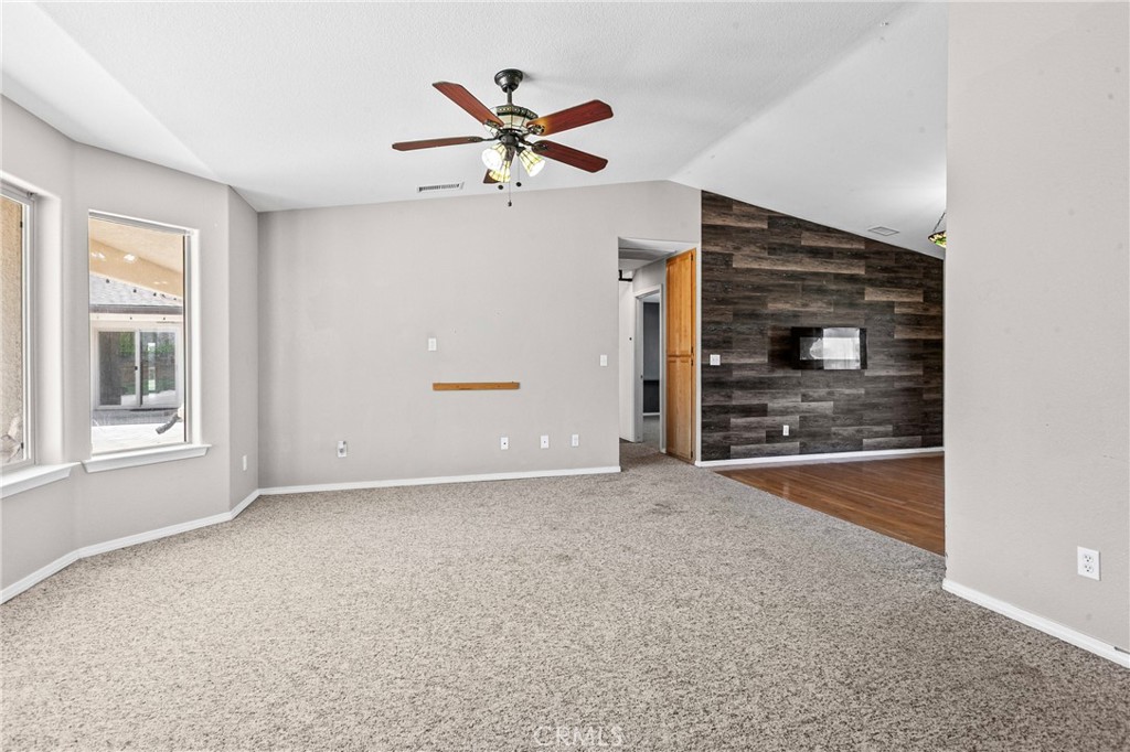 7989 Sundance Trail Property Photo 26
