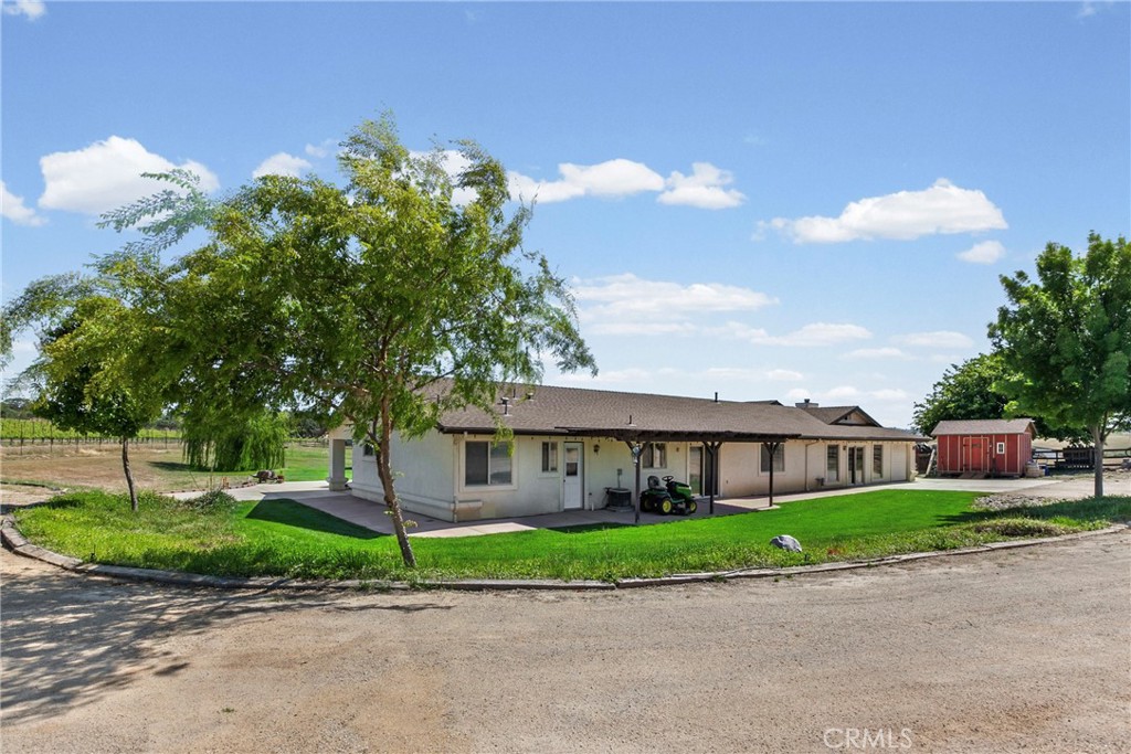 7989 Sundance Trail Property Photo 42