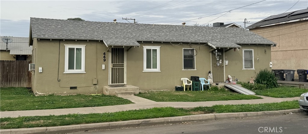 447 W Maple Property Photo 1