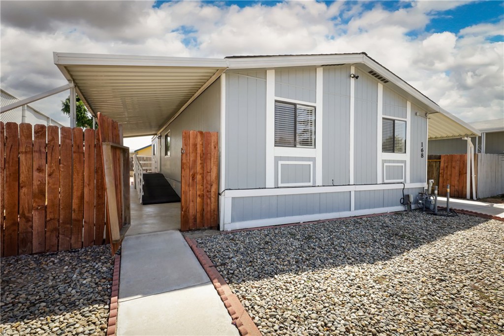 1301 Taft Hwy Property Photo 6