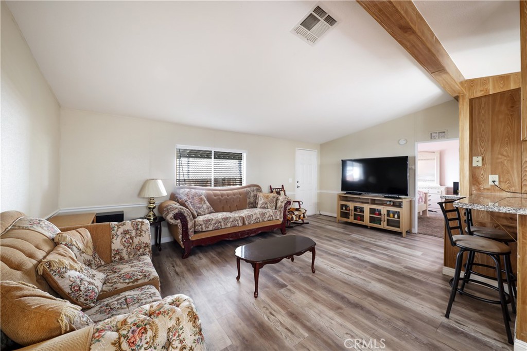 1301 Taft Hwy Property Photo 10