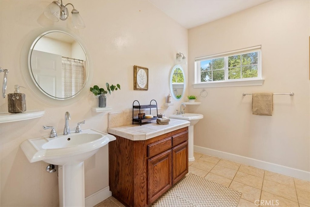 5255 Escarpa Ave Property Photo 21