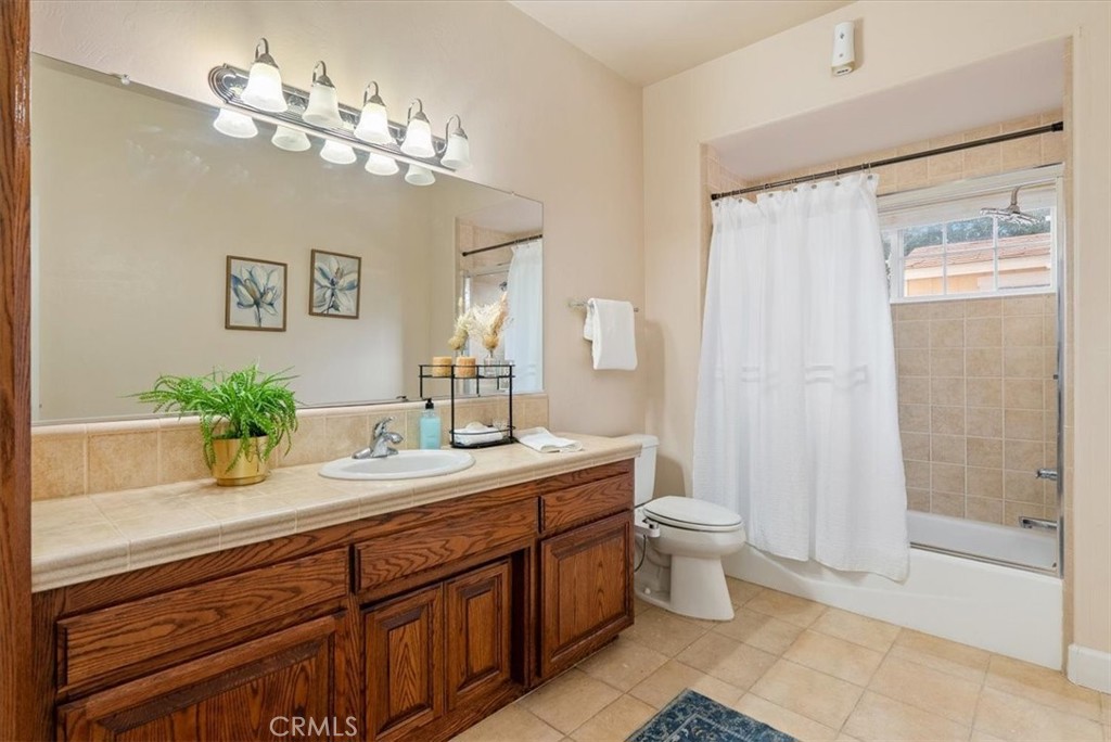 5255 Escarpa Ave Property Photo 24