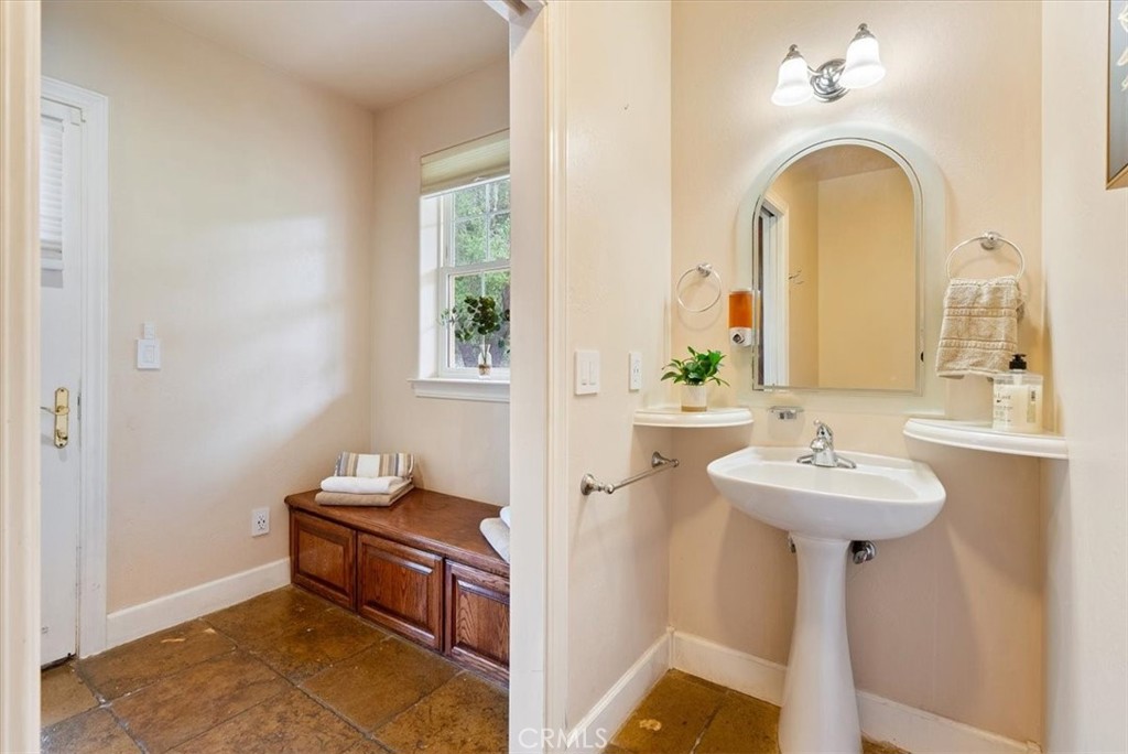 5255 Escarpa Ave Property Photo 27
