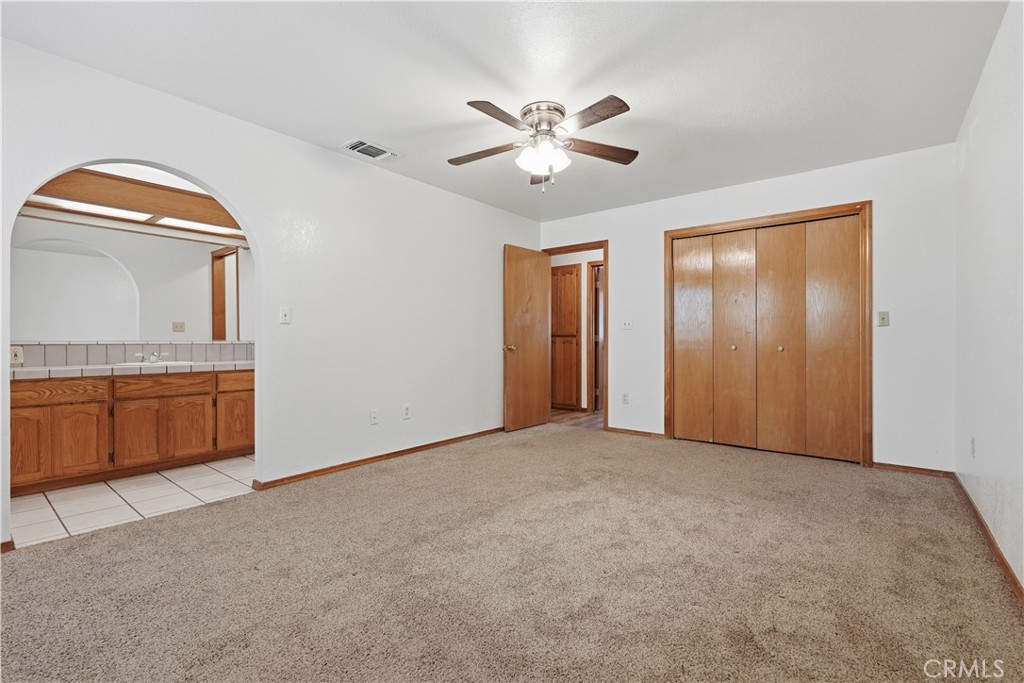 851 N Crenshaw Property Photo 22
