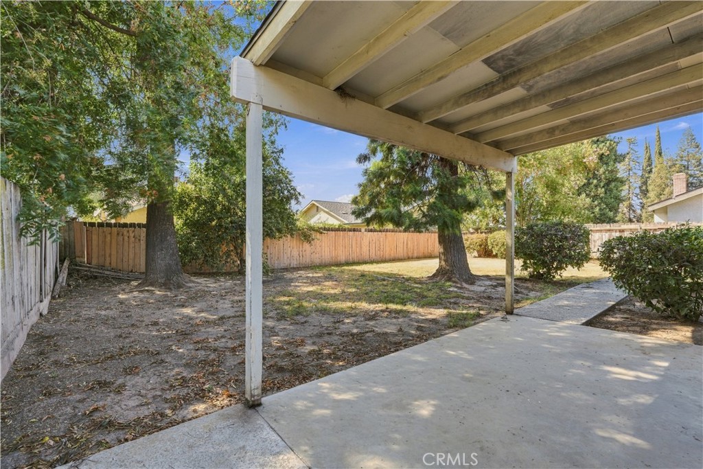 851 N Crenshaw Property Photo 25