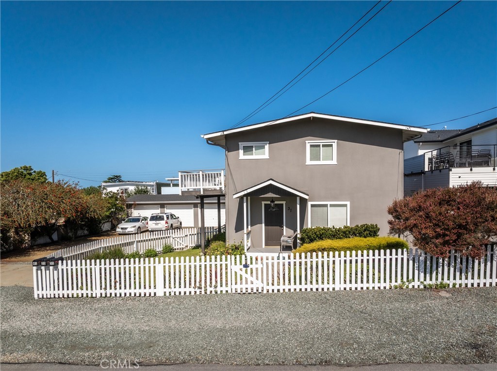 31 8th Street Property Photo 2