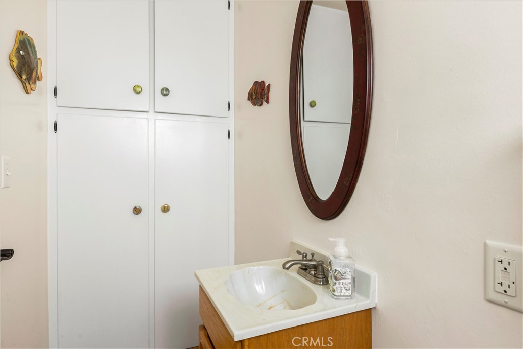 31 8th Street Property Photo 10
