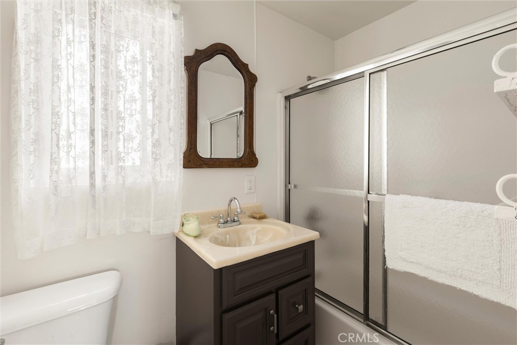 31 8th Street Property Photo 12