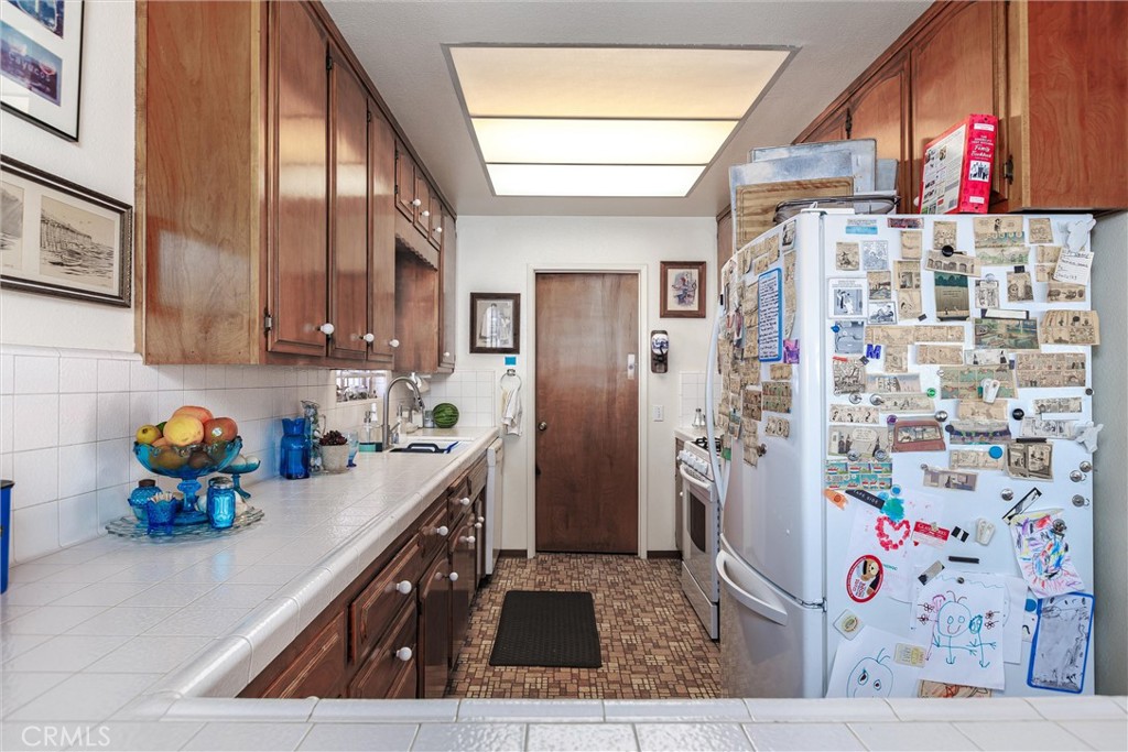 2023 Circle Property Photo 8