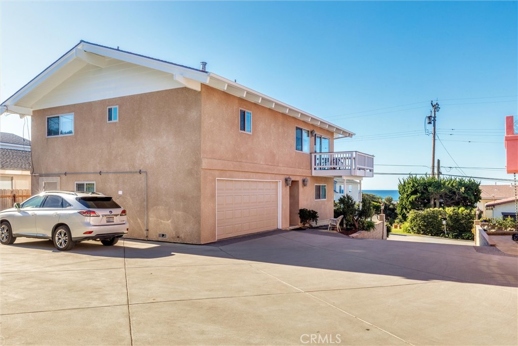 2023 Circle Property Photo 36