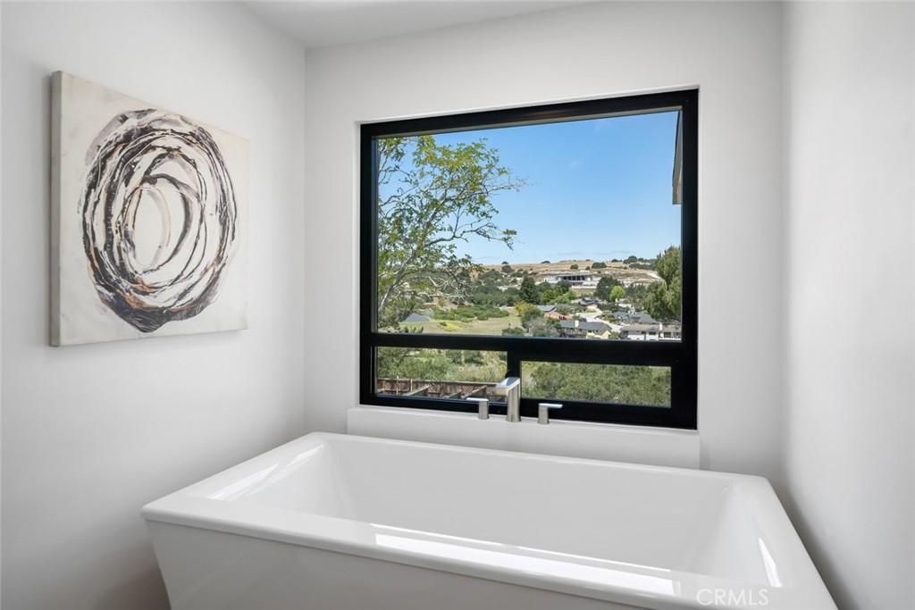 1027 Acorn Drive Property Photo 25