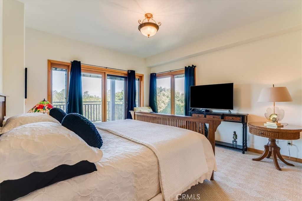 1919 Richard Avenue Property Photo 35