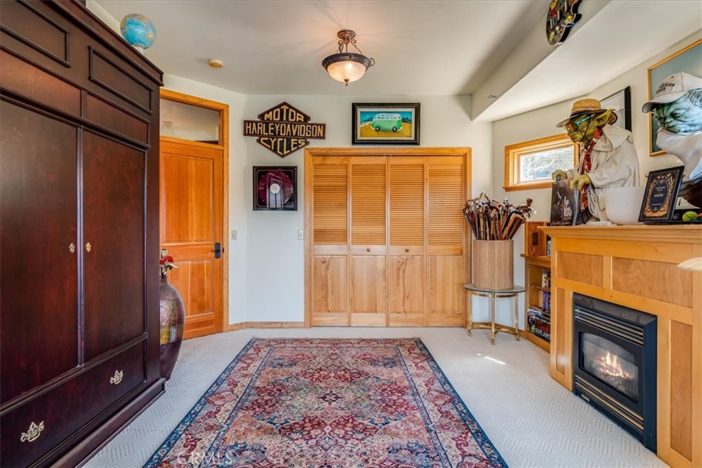 1919 Richard Avenue Property Photo 40