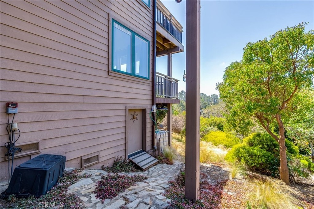 1919 Richard Avenue Property Photo 57