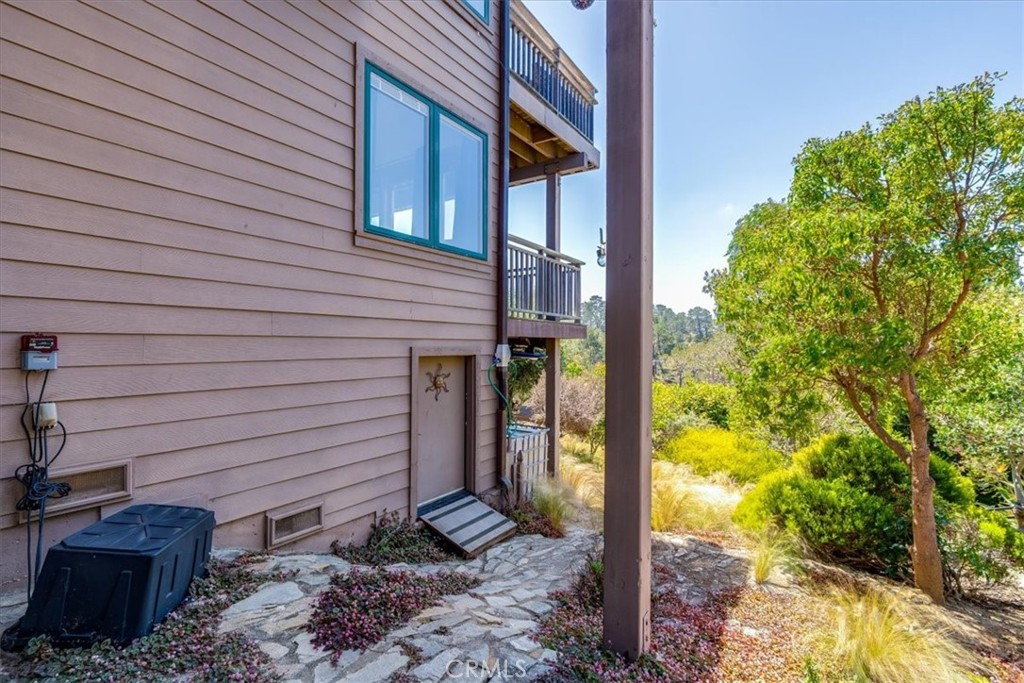 1919 Richard Avenue Property Photo 57