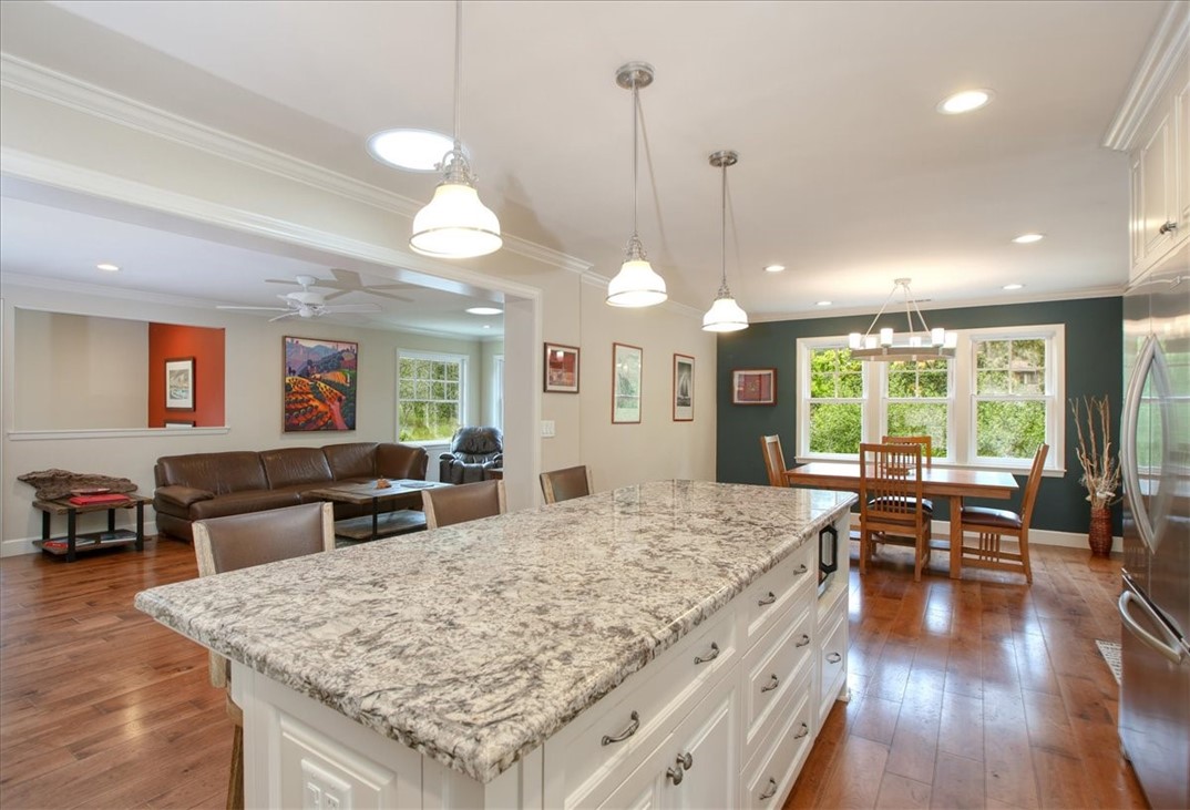 1835 Orville Avenue Property Photo 16