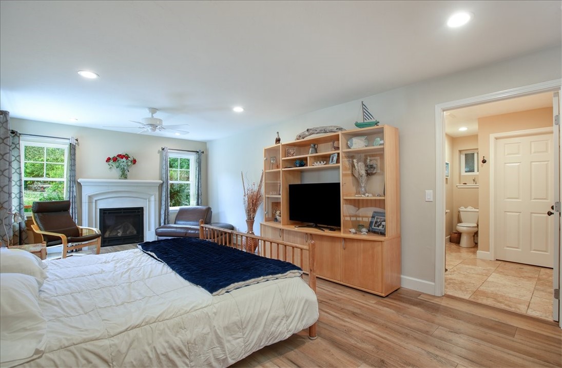1835 Orville Avenue Property Photo 39