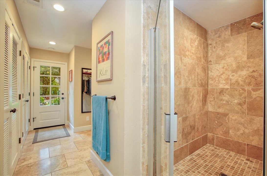 1835 Orville Avenue Property Photo 43