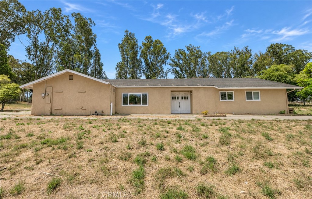 688 Ralcoa Property Photo 3