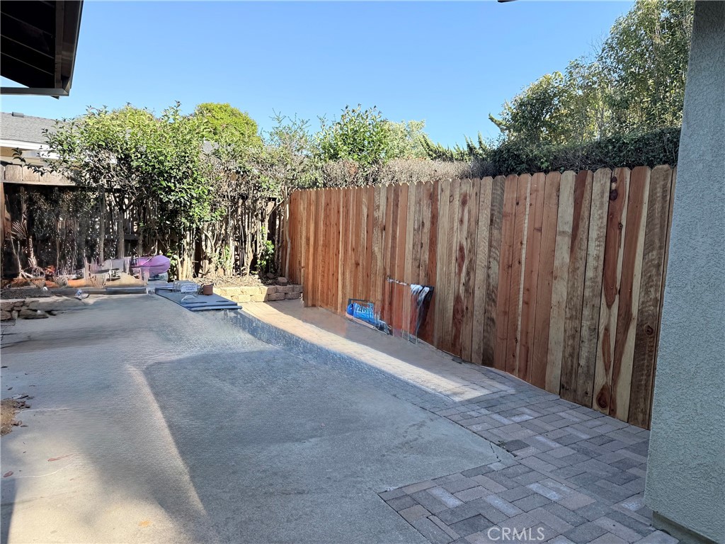 1559 Royal Way Property Photo 5