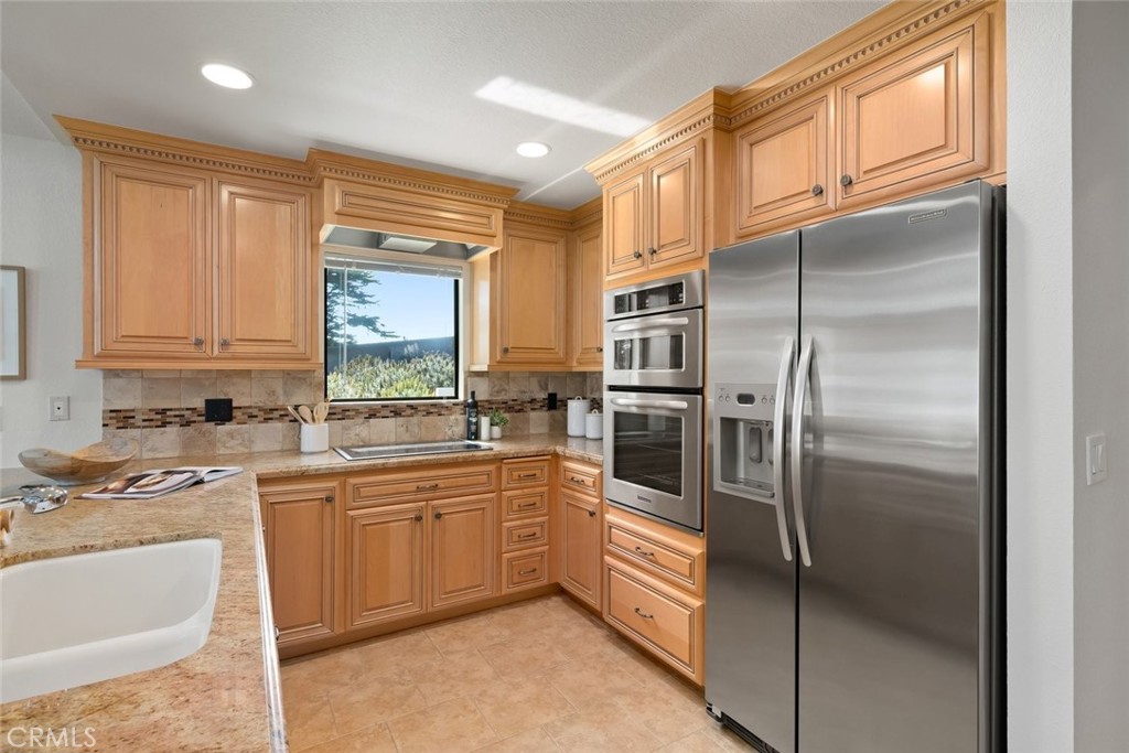 5752 Moonstone Beach Property Photo 15