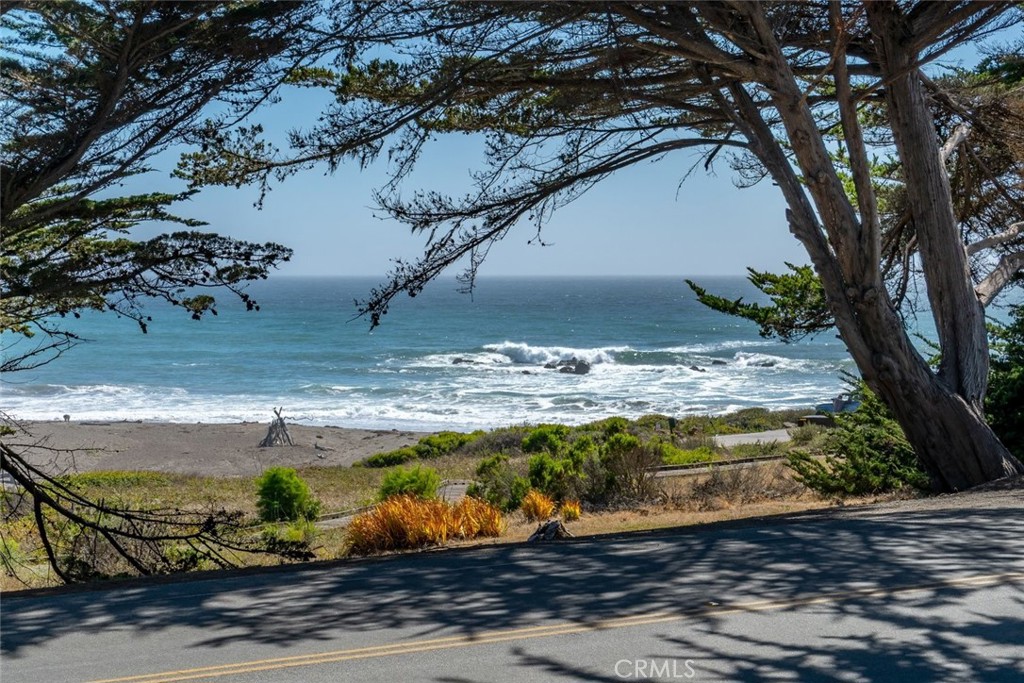 5752 Moonstone Beach Property Photo 17