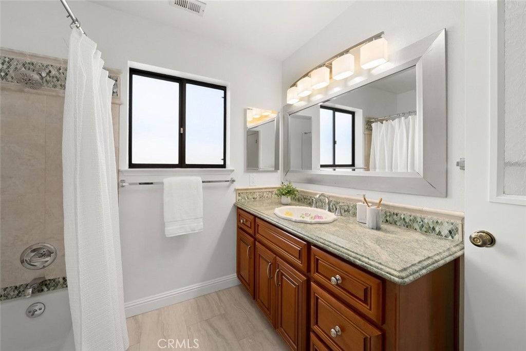 5752 Moonstone Beach Property Photo 32