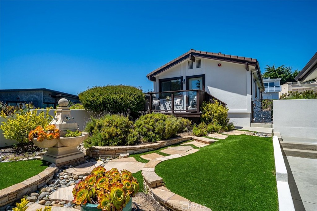 5752 Moonstone Beach Property Photo 38