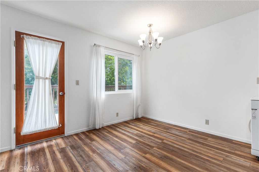 1580 Emerson Property Photo 6
