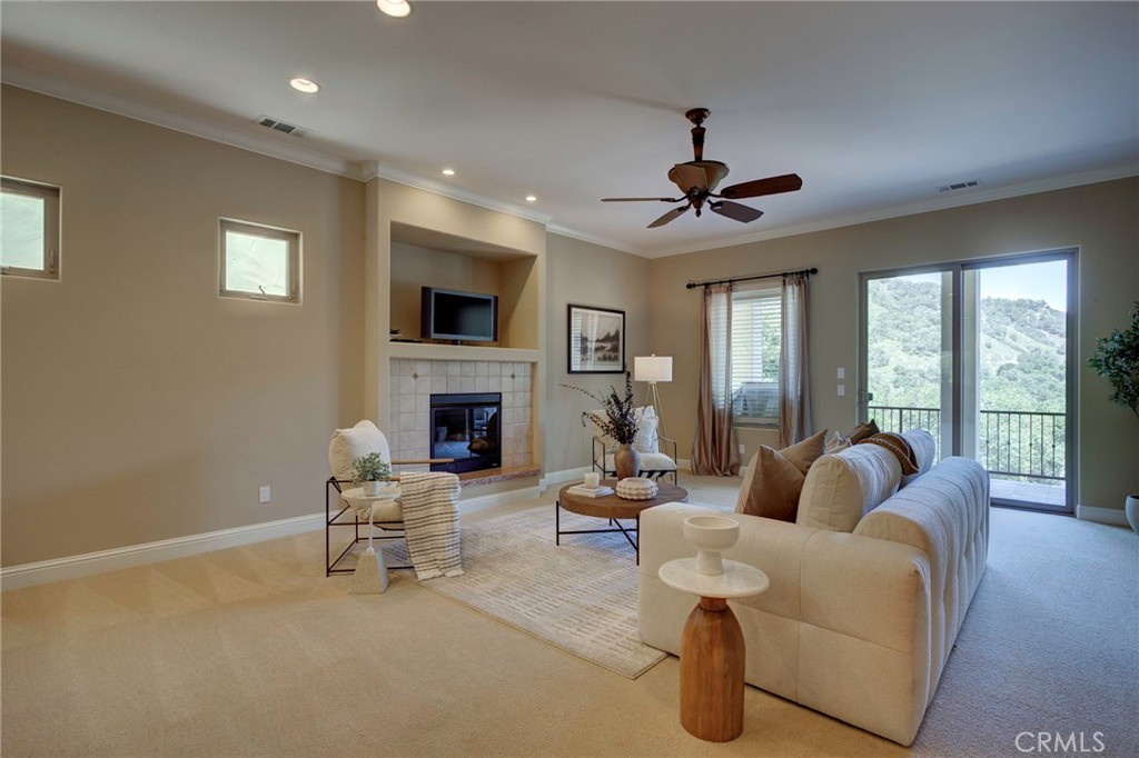 5765 Butter Cup Property Photo 5