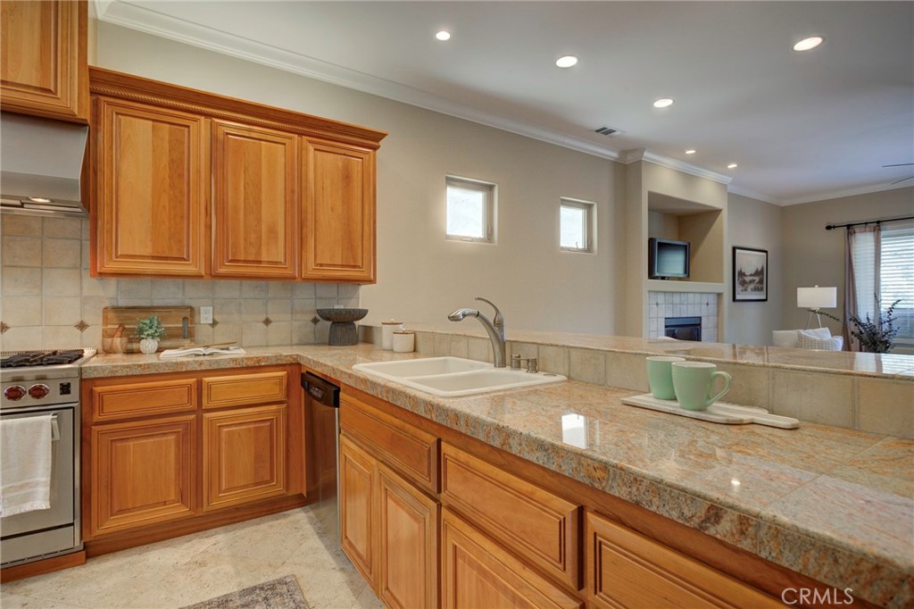 5765 Butter Cup Property Photo 12