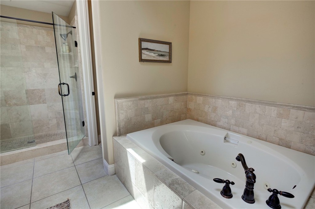 5765 Butter Cup Property Photo 20