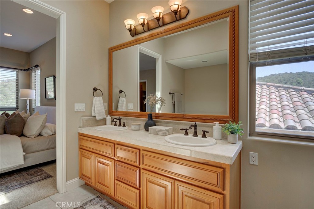 5765 Butter Cup Property Photo 21