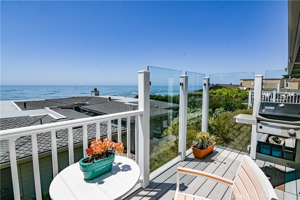561 Lucerne Property Photo 5