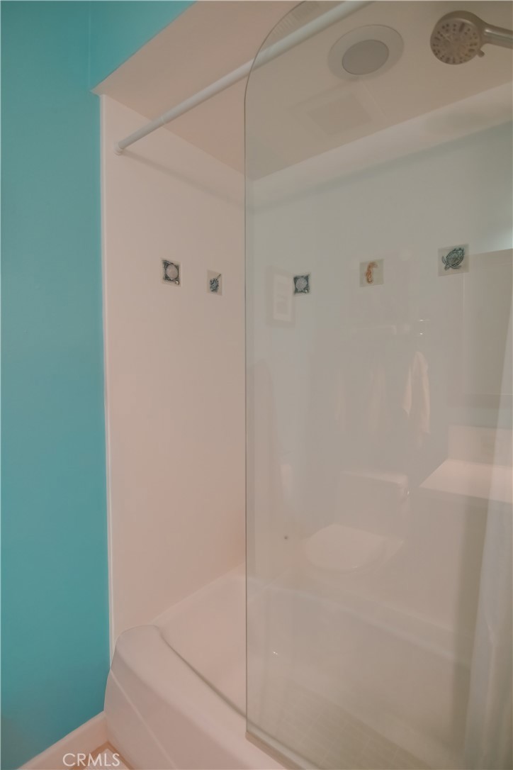 561 Lucerne Property Photo 15