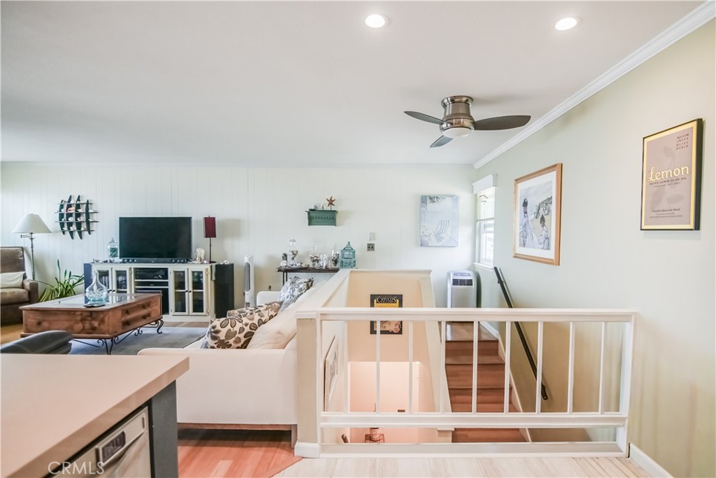 561 Lucerne Property Photo 17