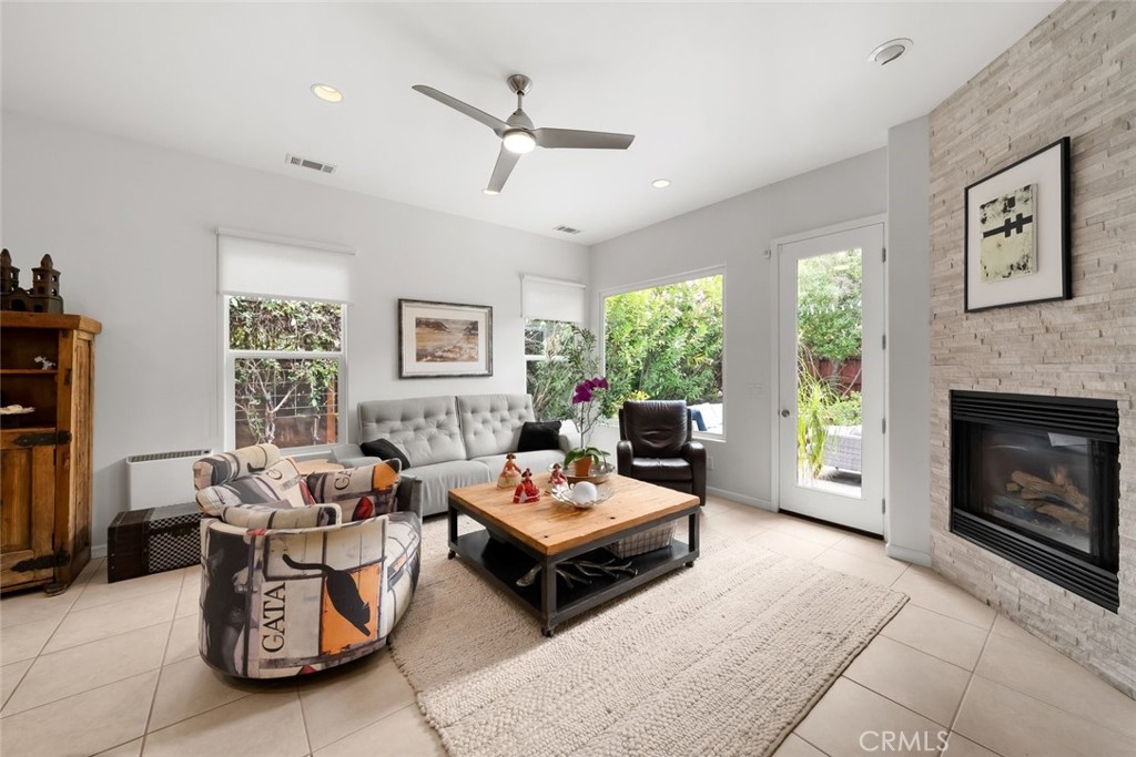 4220 La Posada Property Photo 4